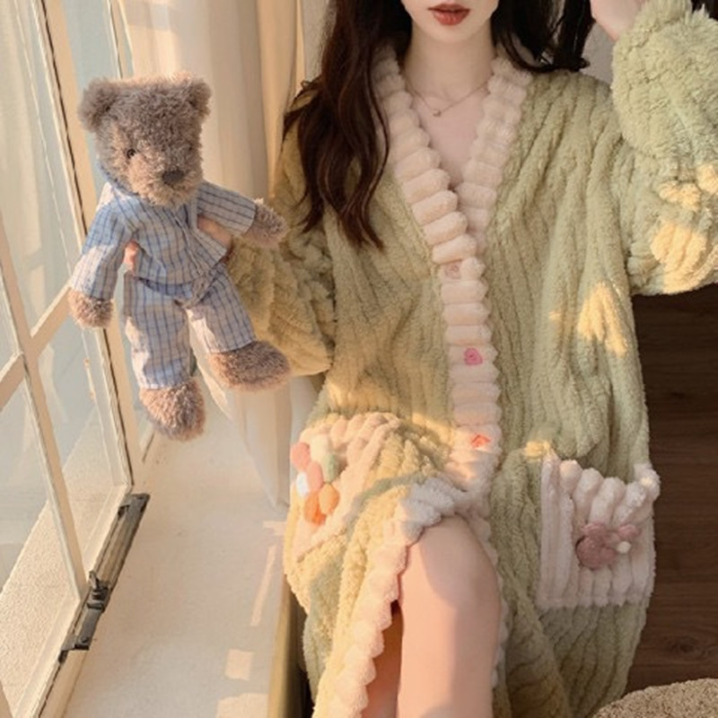 Kadın Yastıklı Kalınlaşmış Sıc - Bathrobe incelemesi ve fiyatı